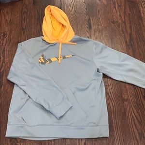 Nike Dry-Fit Colorblocking Sweater